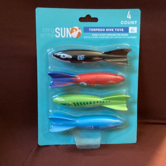 Torpedo Dive Toys Bundle 4 count/pack= 8 total NEW - Picture 6 of 11